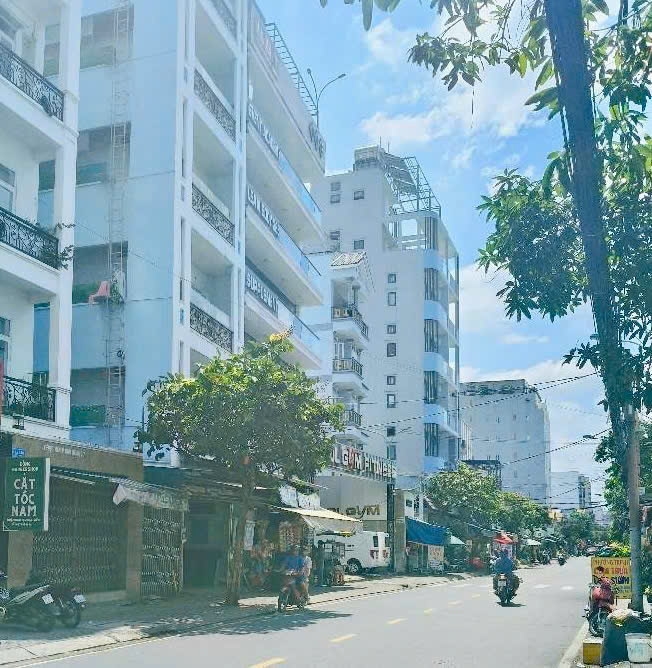 Khu vực hiếm bán - 1 đời chủ - nhà nát - 130m2 - Hưng Phú Q.8 - cách Q.1 chỉ 2 phút